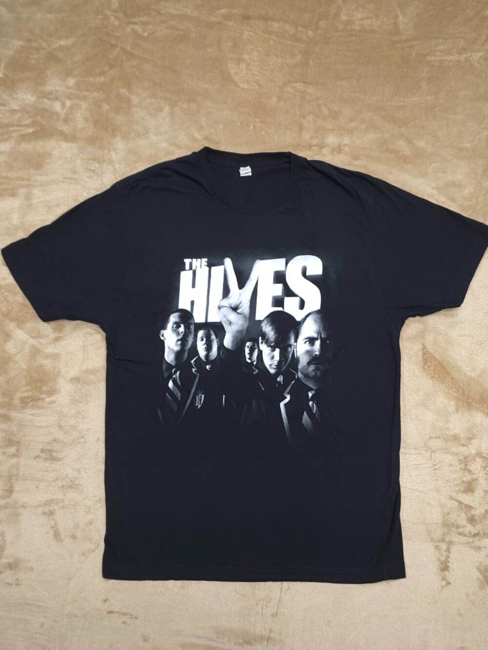 The Hives 2007 Black and White Tour Concert T Shirt Large Anvil Band Tee